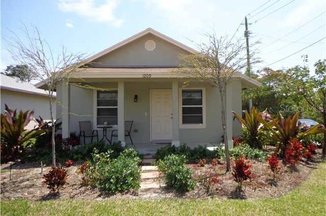 1209 S DIXIE HIGHWAY