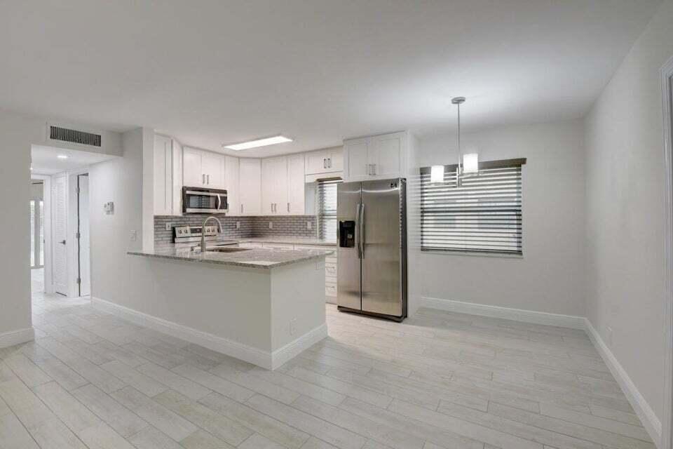 93 Normandy B, Delray Beach FL 33484