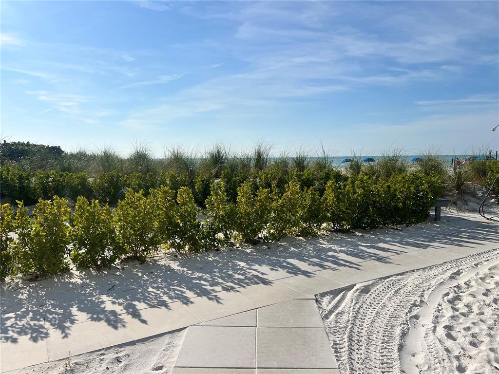 1001 POINT OF ROCKS ROAD UNIT 412