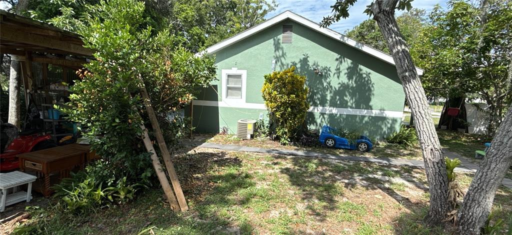 304 SHEPARD, DUNDEE, FL — photo 5 of 30