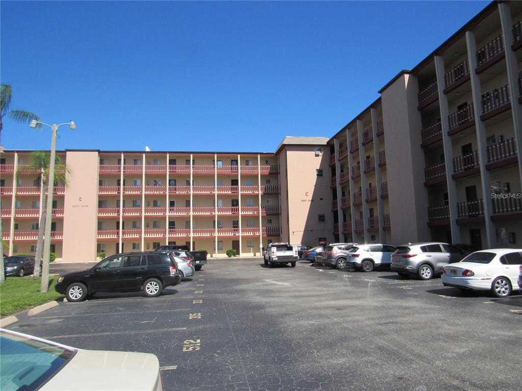 4135 LAKE BAYSHORE DRIVE UNIT 504