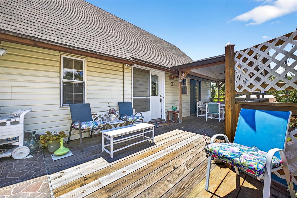 606 DICKMAN DRIVE SW, RUSKIN, FL — photo 2 of 30