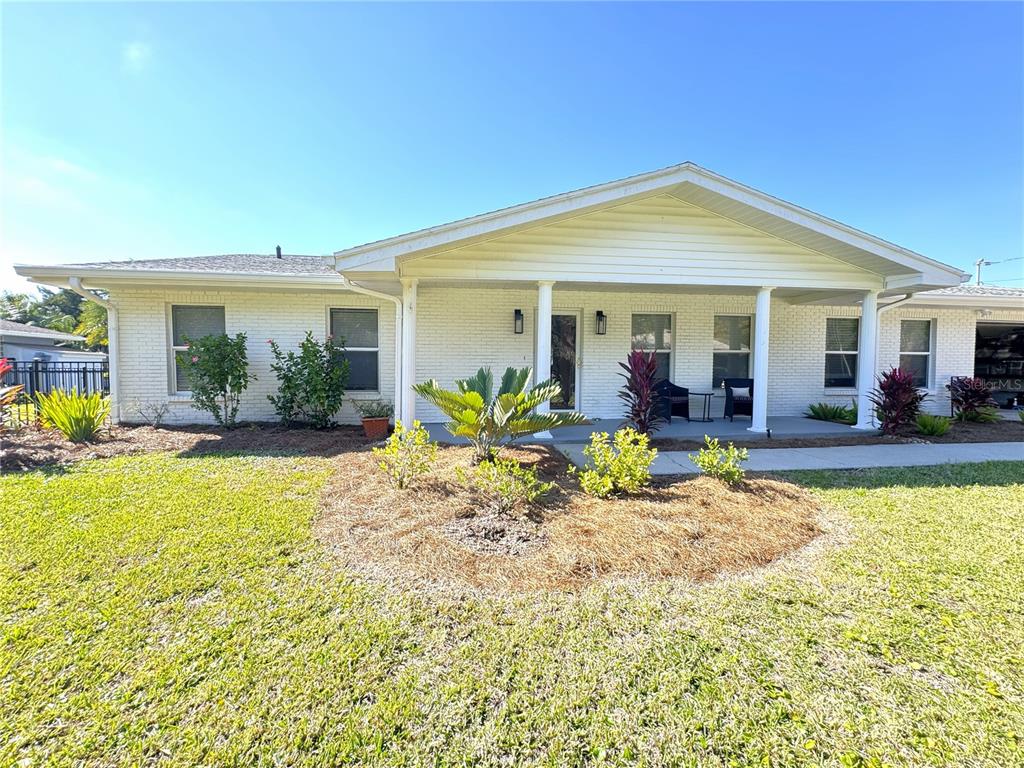 1004 SE 5TH AVENUE, CRYSTAL RIVER, FL — photo 2 of 30