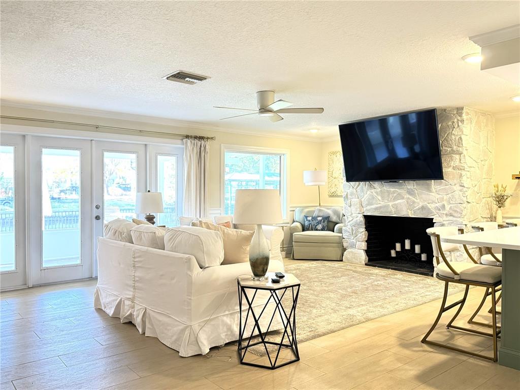 1004 SE 5TH AVENUE, CRYSTAL RIVER, FL — photo 5 of 30