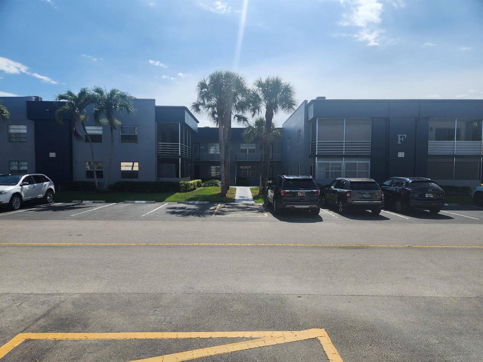 278 Burgundy # F, Delray Beach FL 33484