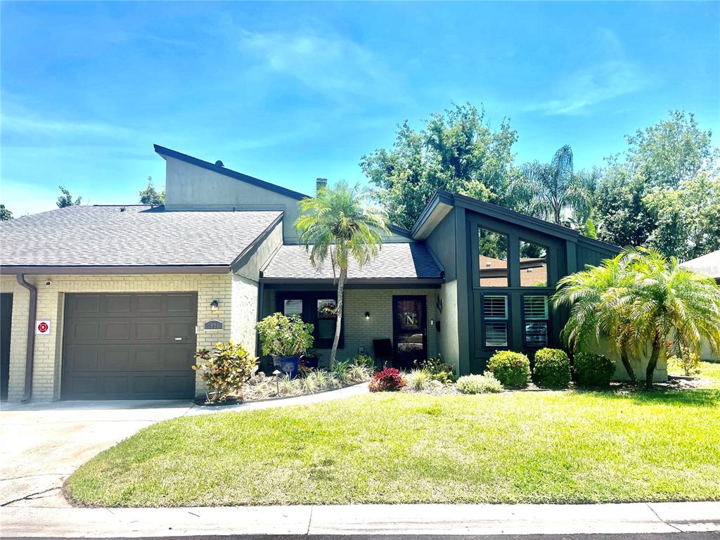 2101 SUNSET POINT ROAD UNIT 1806