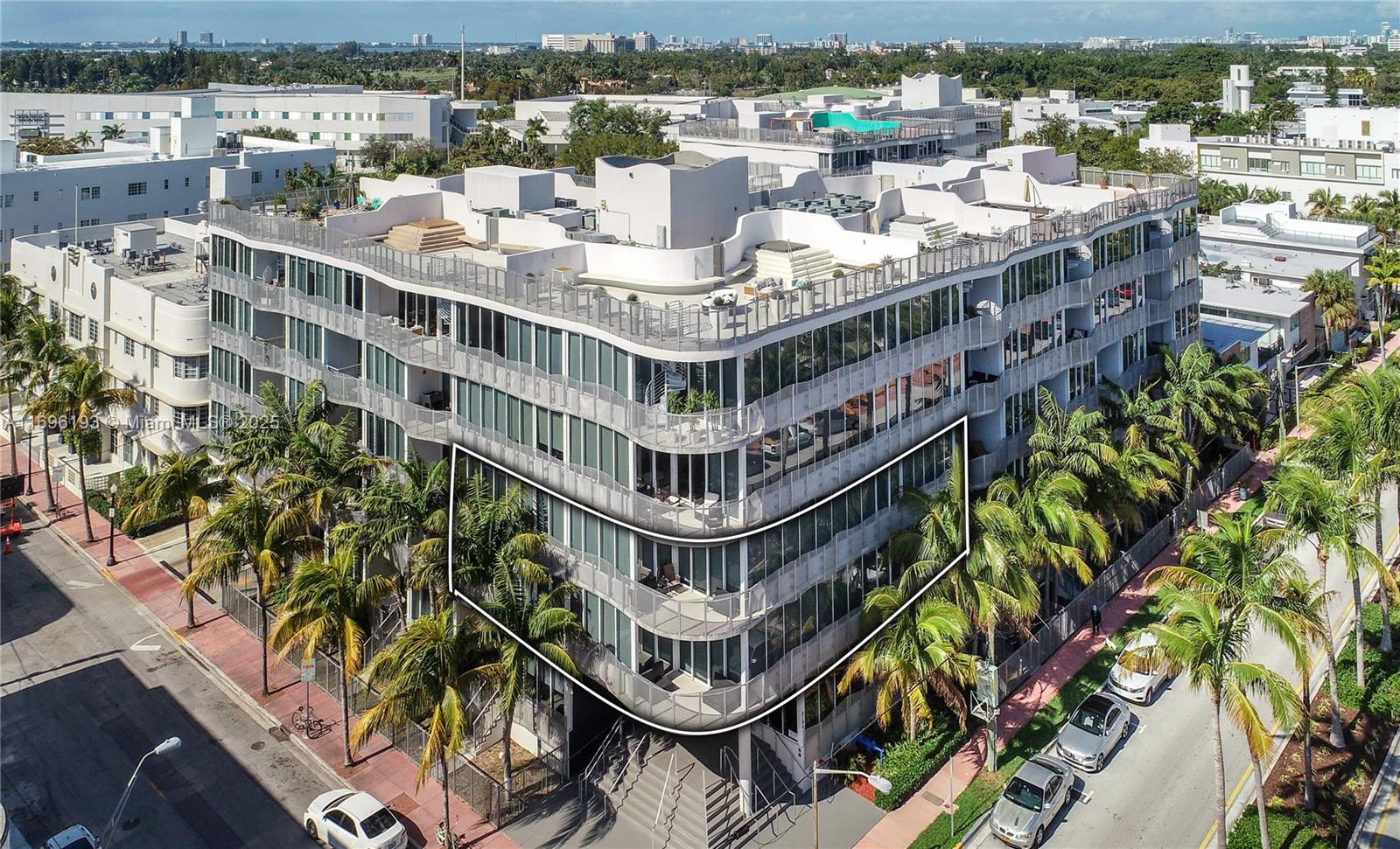 2100 Park Ave # 207, Miami Beach FL 33139