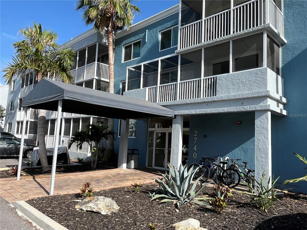 2740 COCONUT BAY LN UNIT 333 (3C)