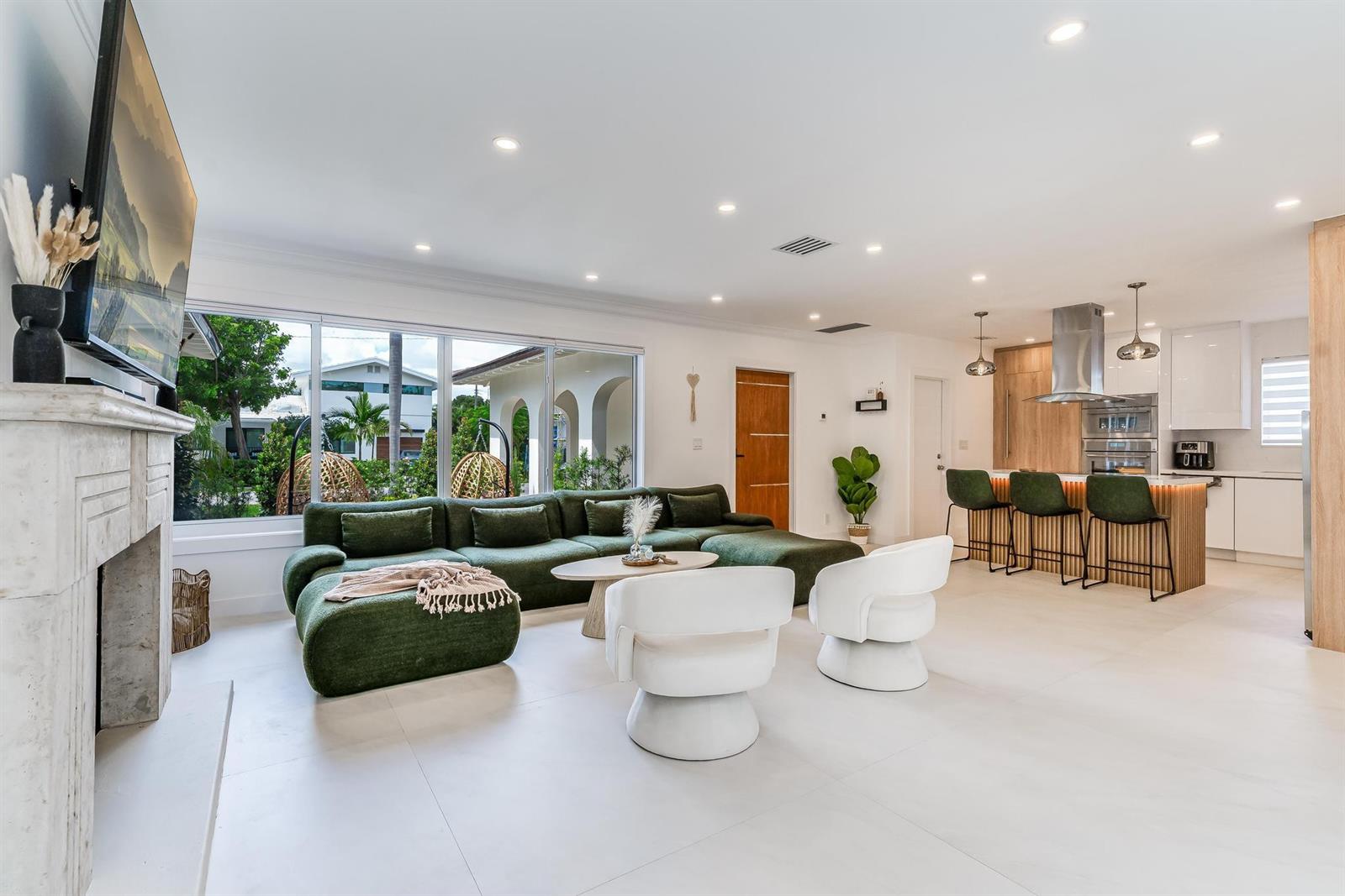 616 NE 16th Terrace, Fort Lauderdale FL 33304