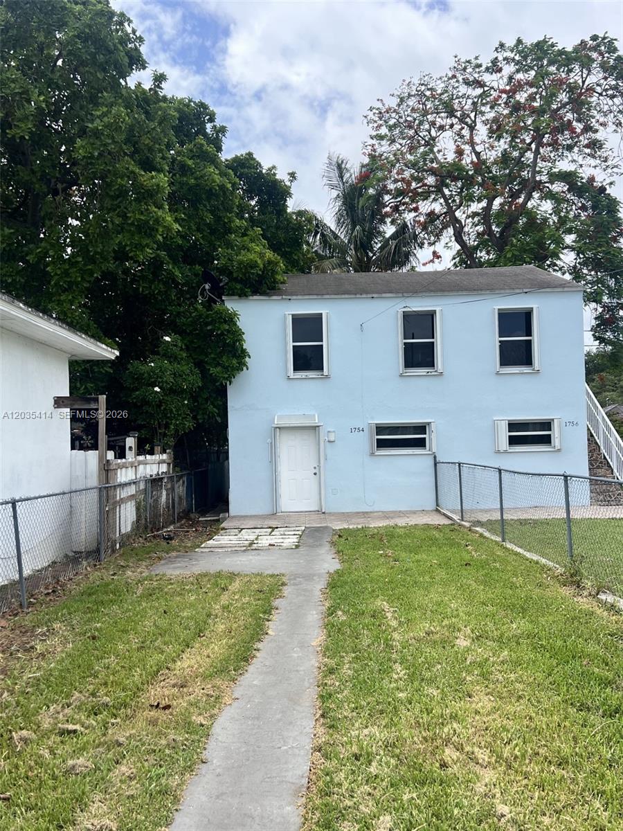 1754 NW 45th St # 1754, Miami FL 33142