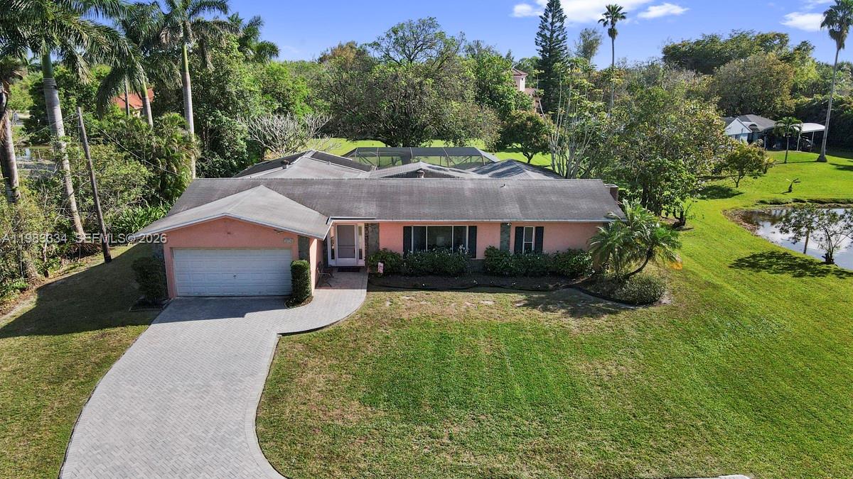 10930 SW 27th Ct, Davie FL 33328