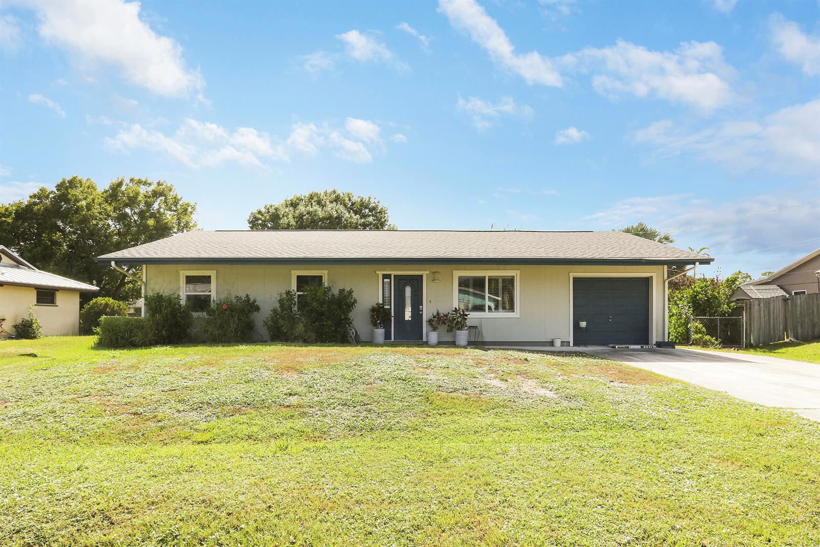 5601 Palm Drive, Fort Pierce FL 34982