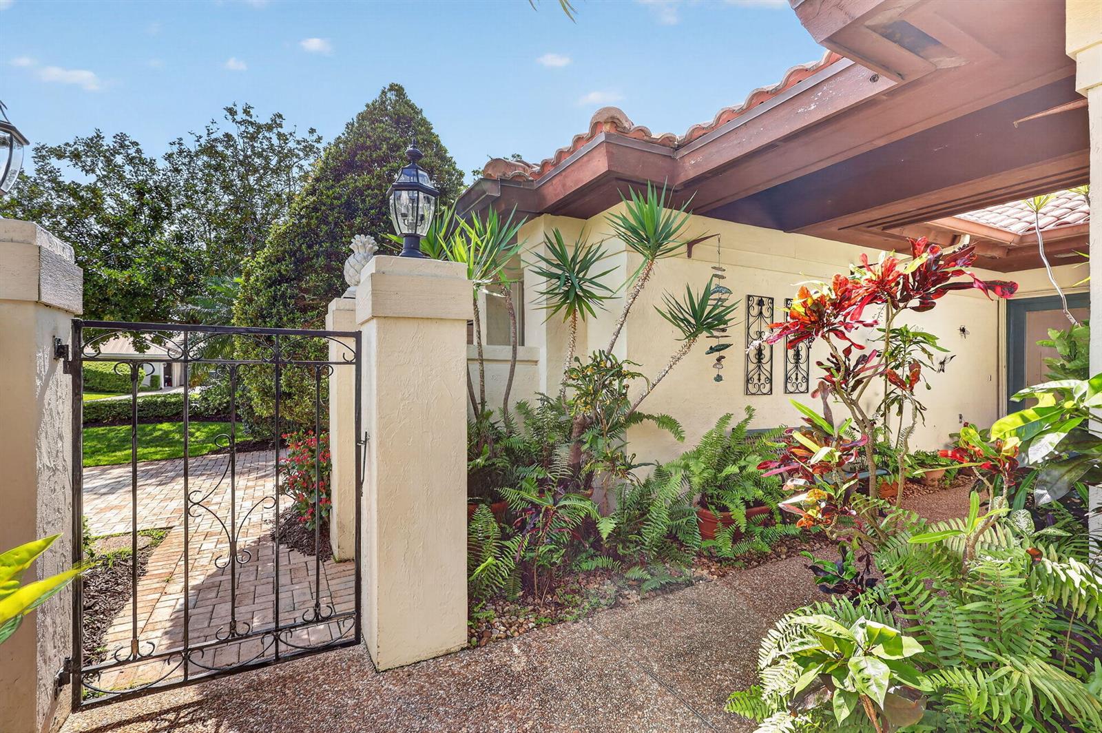 Courtyard — 5422 SE Meredith Terrace, Stuart FL 34997, STUART, FL