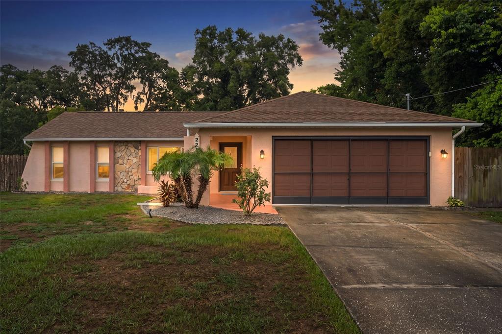 2292 WATERFALL DRIVE, SPRING HILL, FL — photo 4 of 30