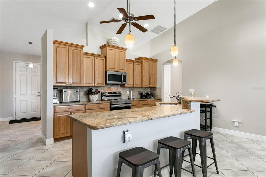 601 HAMLIN STREET, NOKOMIS, FL — photo 5 of 19