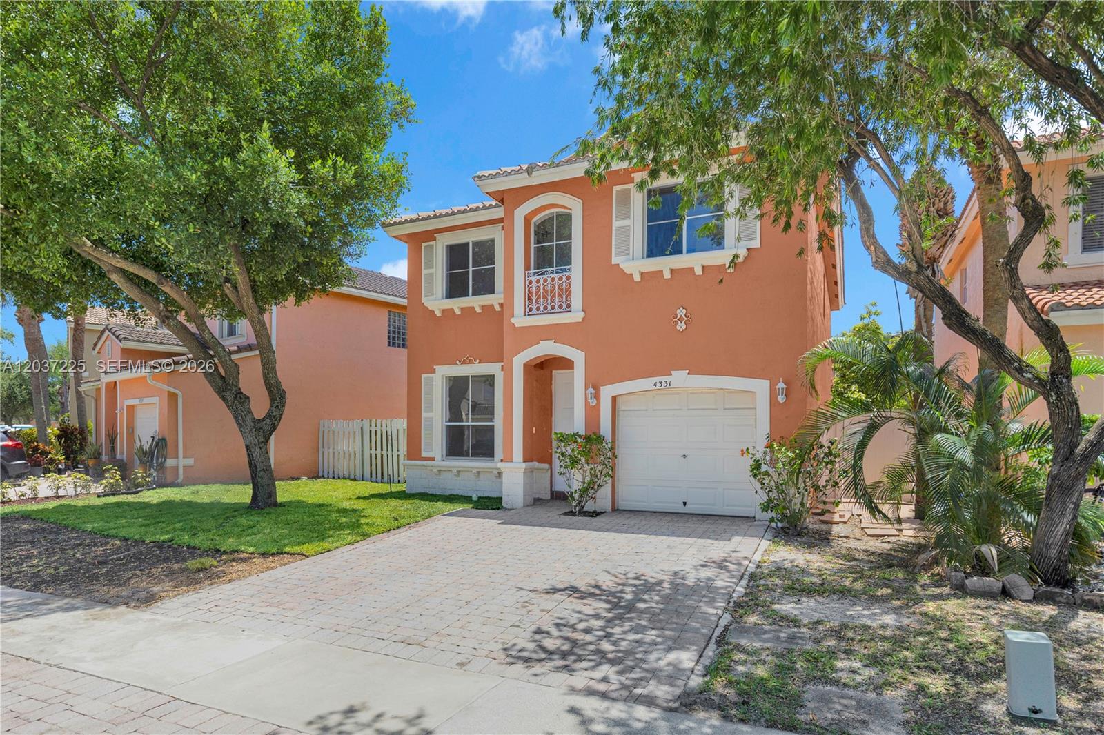 4331 Lake Tahoe Cir, West Palm Beach FL 33409
