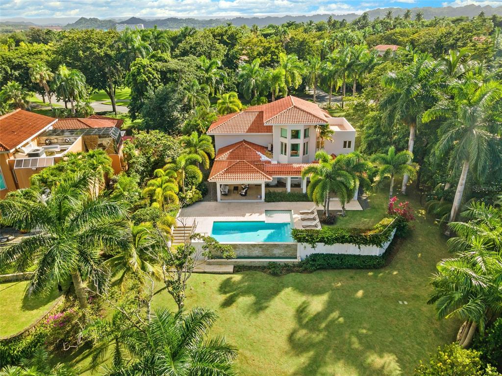 9 DORADO BEACH EAST