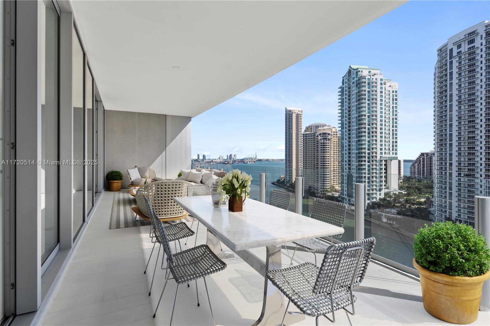 300 Biscayne Blvd Way # 1602, Miami FL 33131