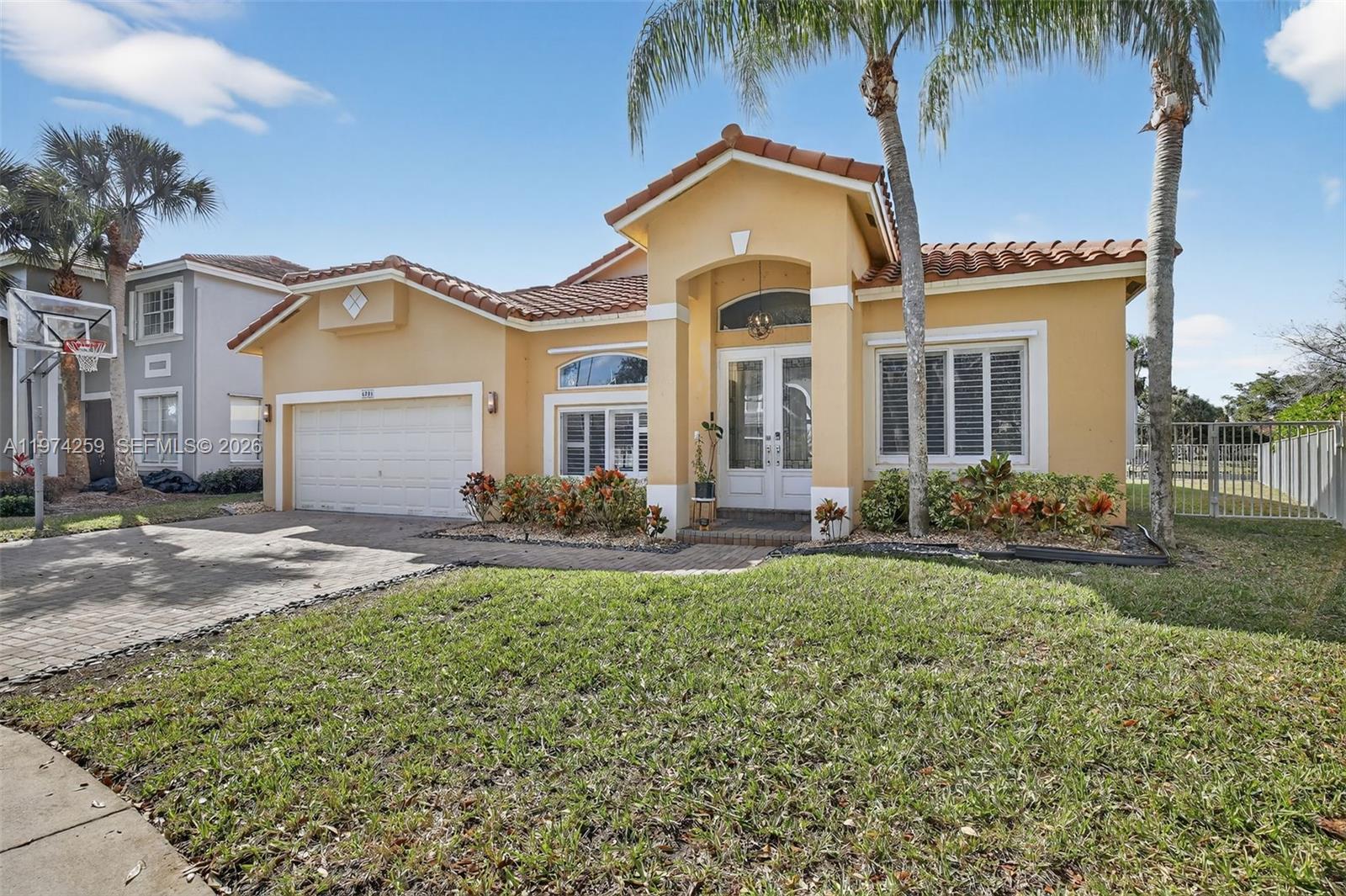 4301 Diamond Row, Weston FL 33331