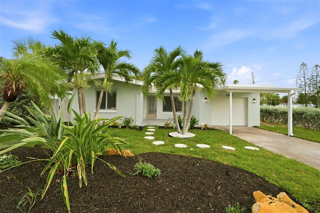 15814 3RD STREET E, REDINGTON BEACH, FL — photo 3 of 30