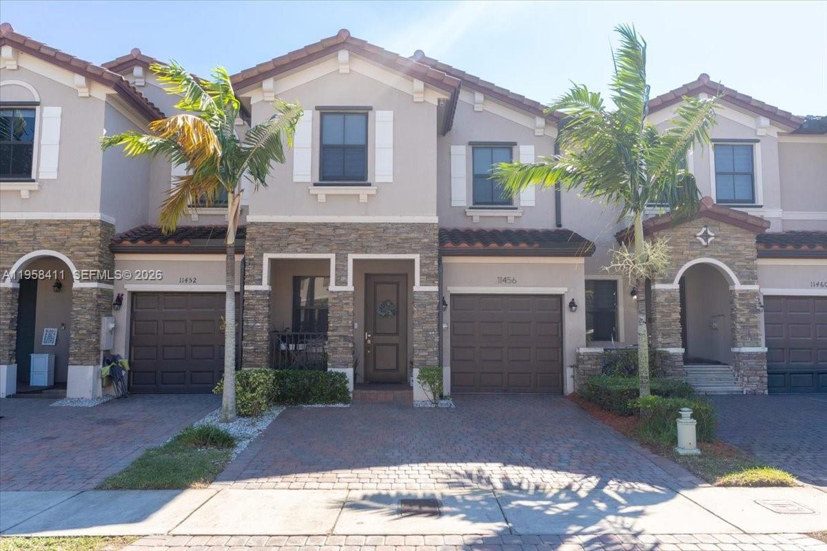 11456 SW 252nd Ter, Homestead FL 33032