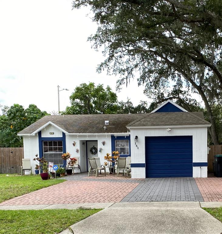 751 OAK MANOR CIRCLE
