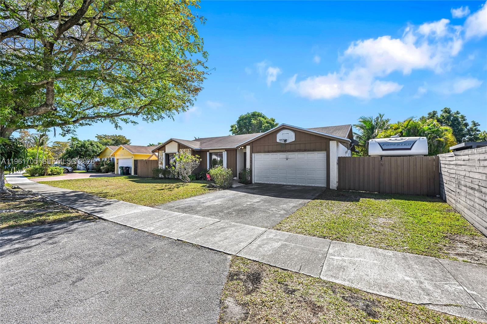 13010 SW 119th St, Miami FL 33186