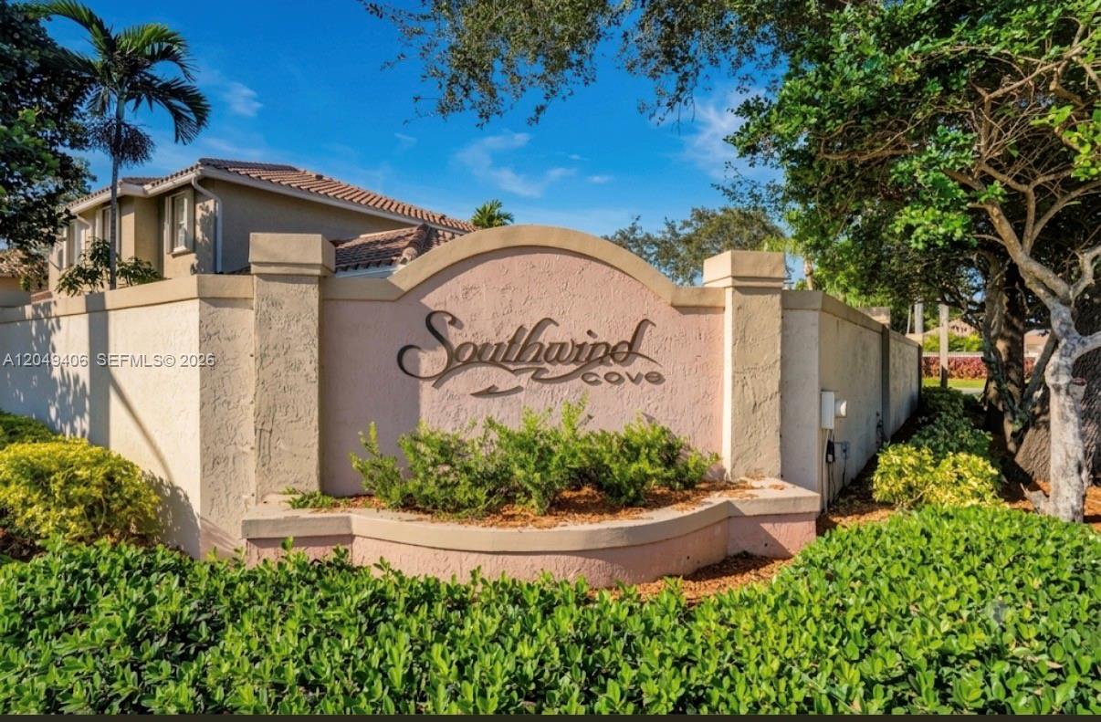 4070 NW 92nd Ave, Sunrise FL 33351