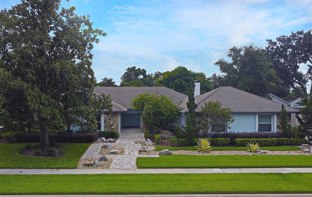 380 WHITE OAK CIR