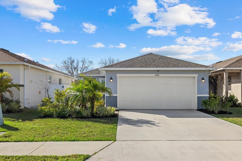 9120 SANDY BLUFFS CIRCLE, PARRISH, FL — photo 2 of 30