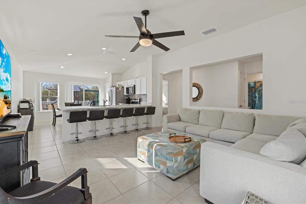9120 SANDY BLUFFS CIRCLE, PARRISH, FL — photo 5 of 30