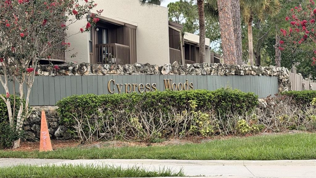 5304 INDIAN CREEK DRIVE UNIT D03