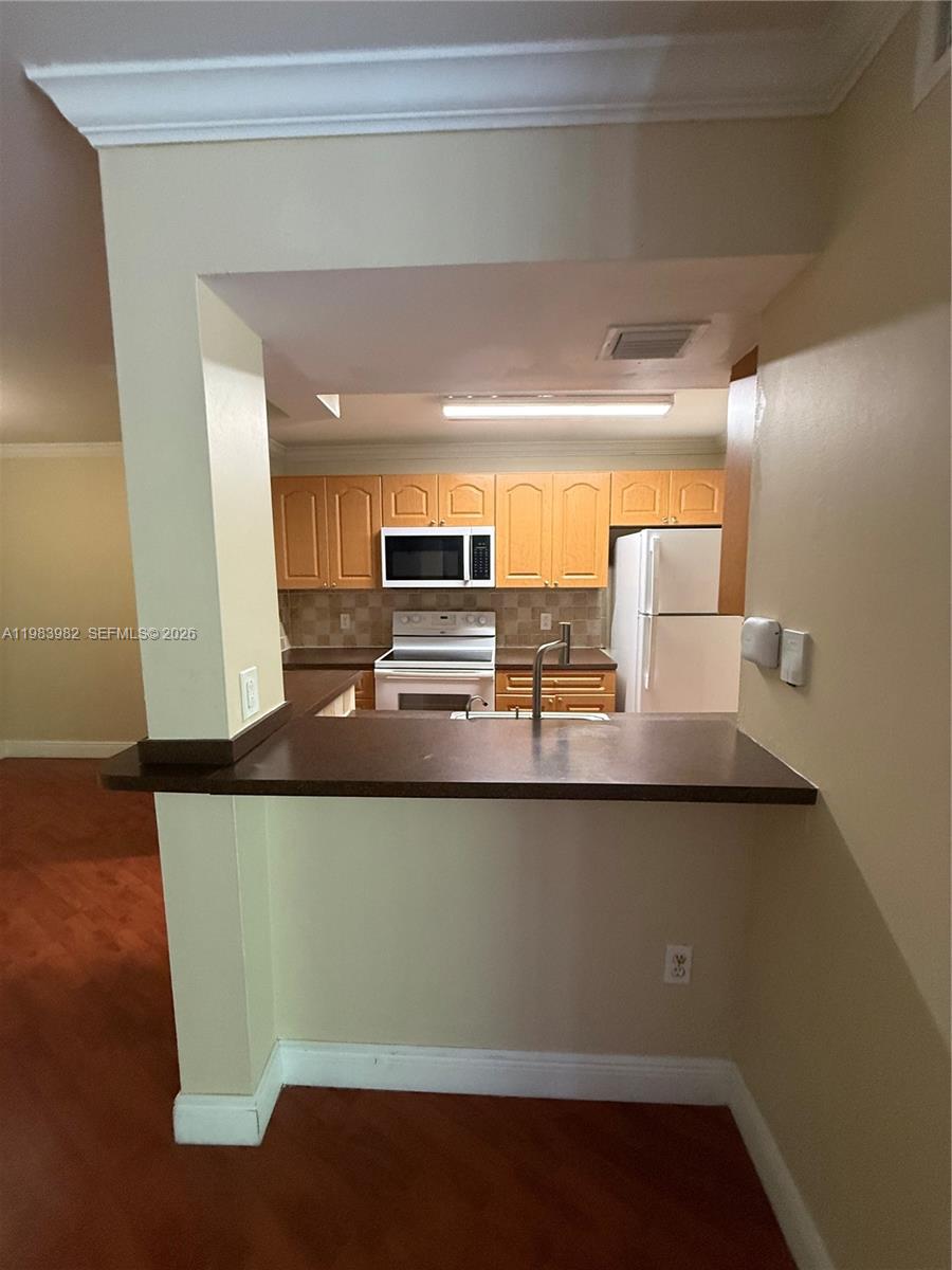 7165 NW 186th St # A204, Hialeah FL 33015