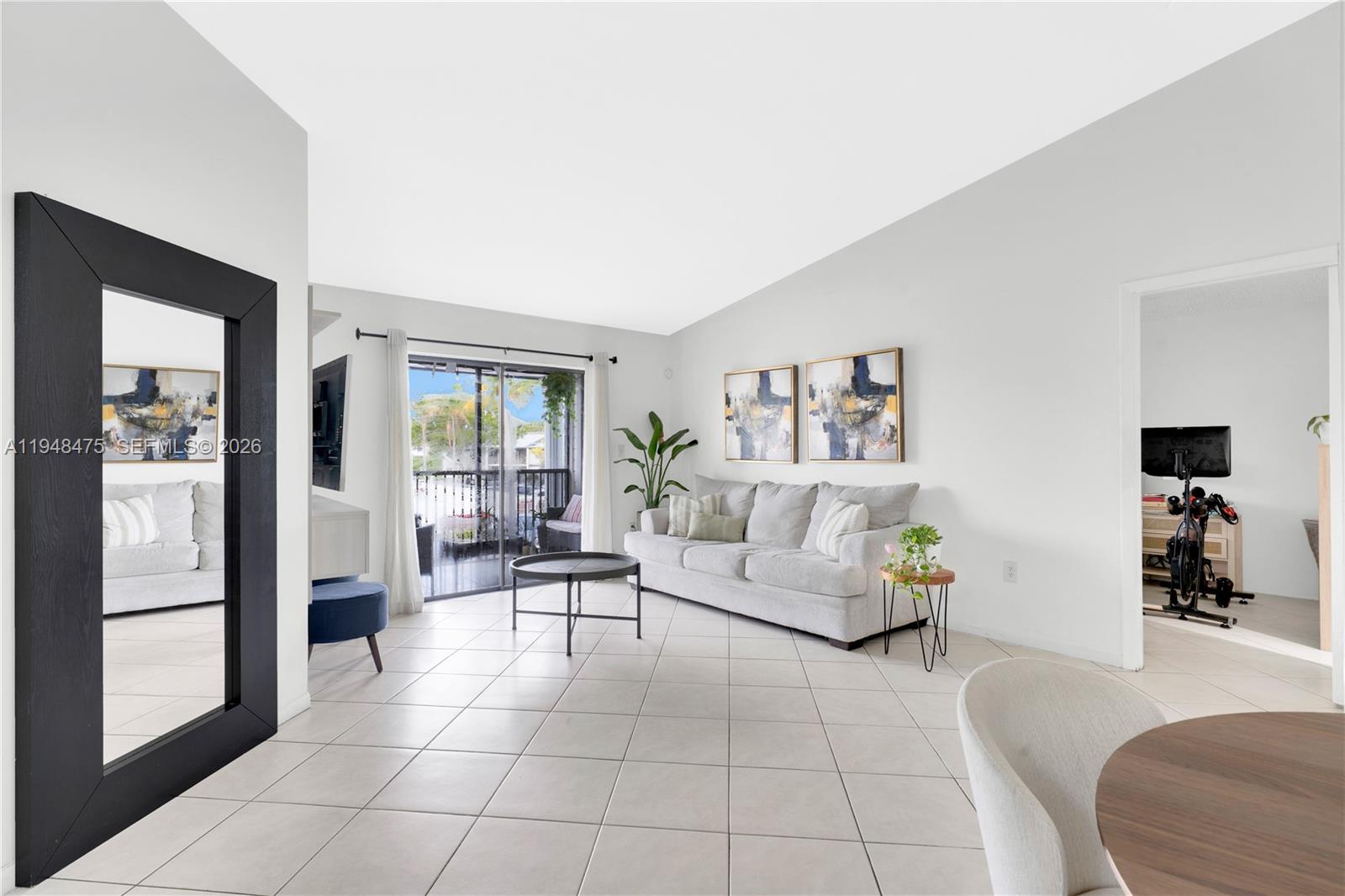 20761 NE 4th Pl # 205, Miami FL 33179
