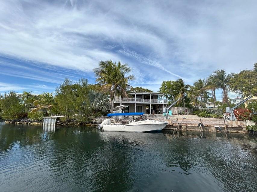 120 Captains Ct, Islamorada FL 33070