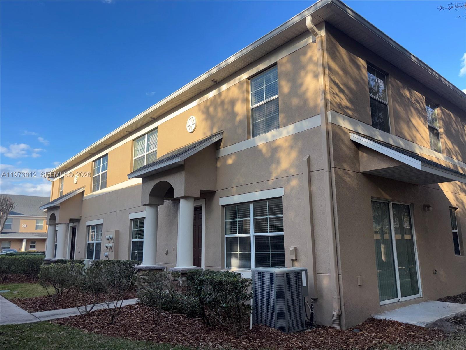 360 Carina Cir, Other City - In The State Of Florida FL 32773