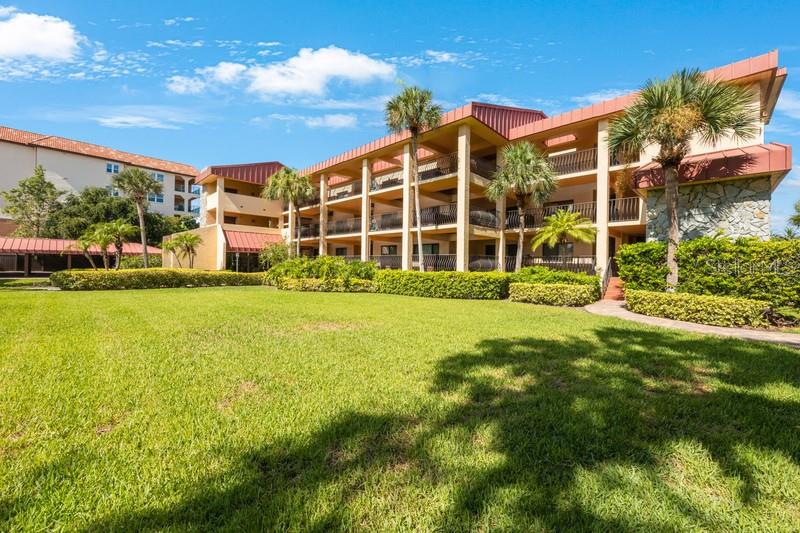 1060 PINELLAS BAYWAY S UNIT 103