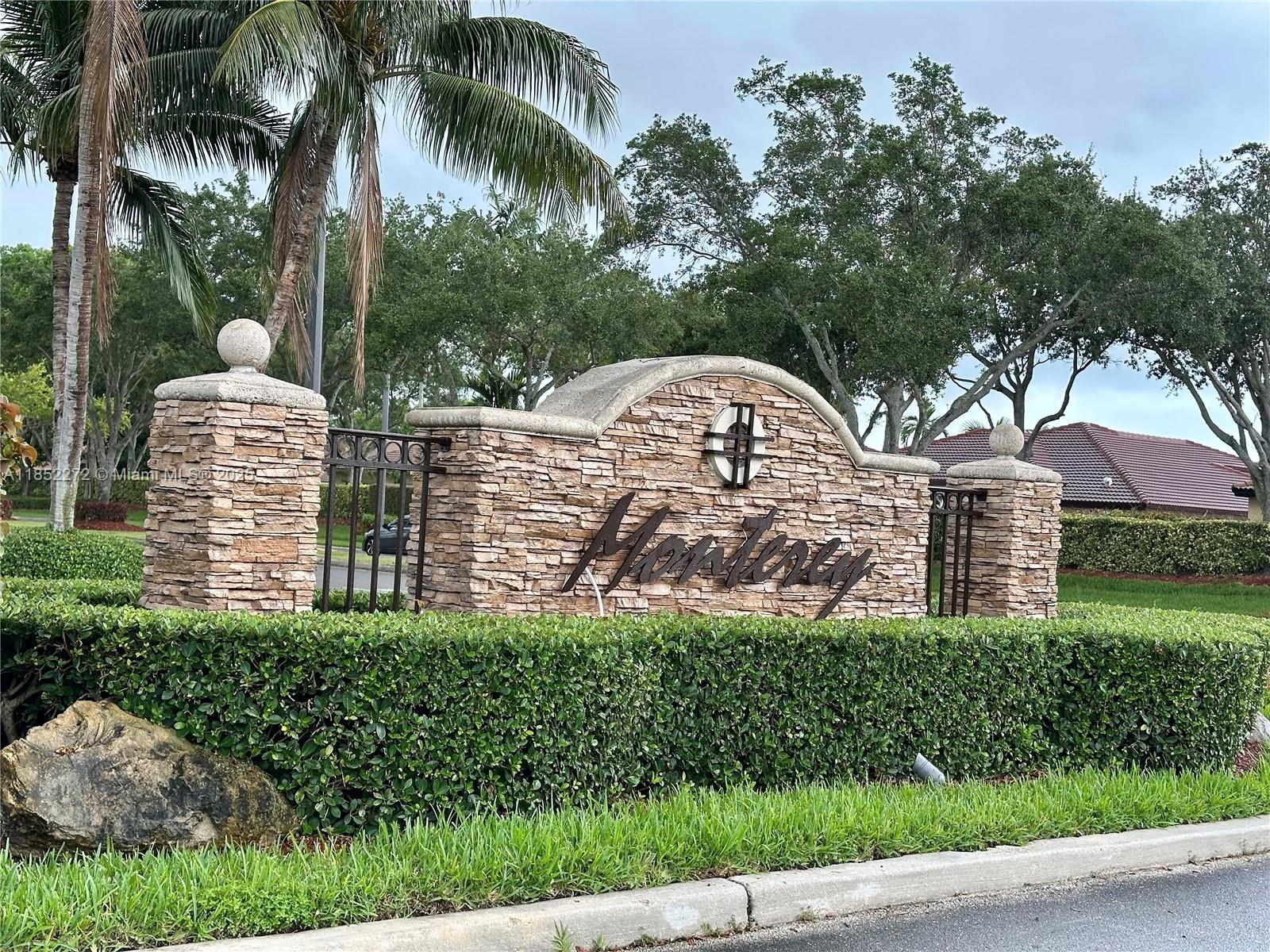 980 NE 33rd Ter # 203, Homestead FL 33033
