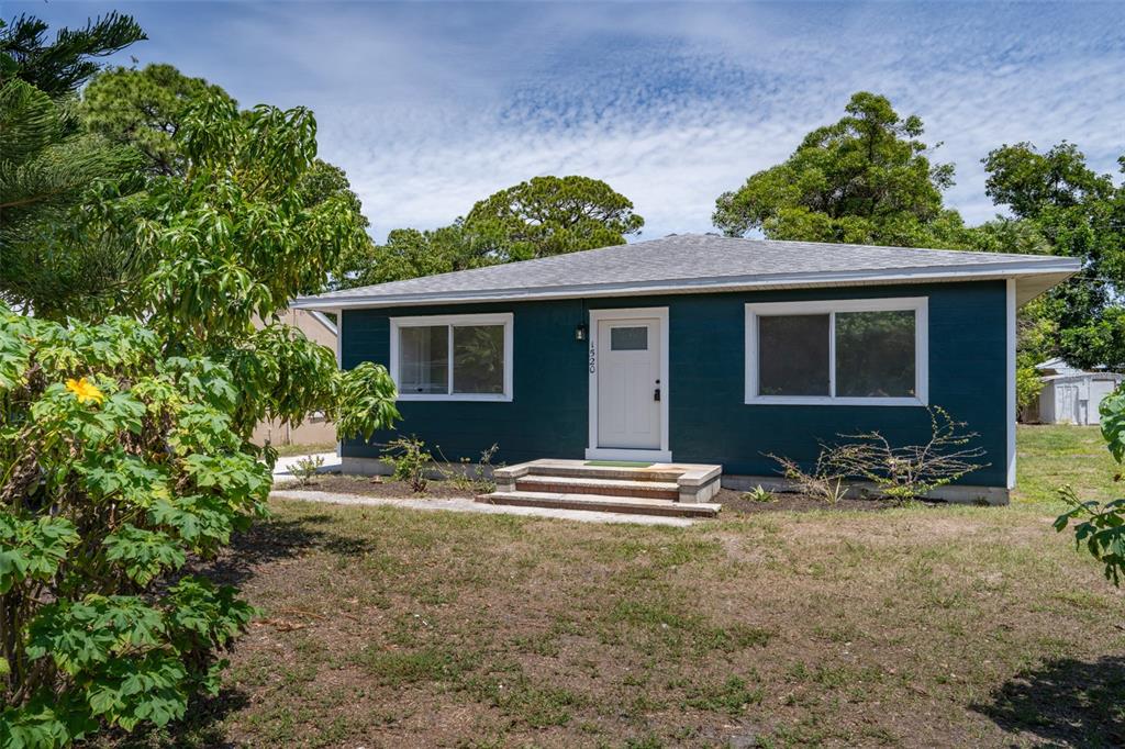 1520 19TH AVENUE W