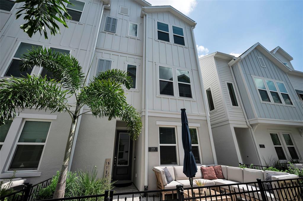 2458 MANGUM COURT