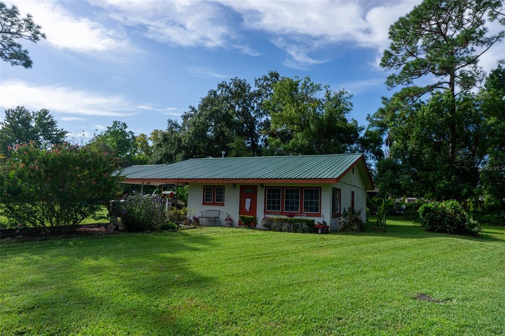 2306 GREENLEAF DRIVE