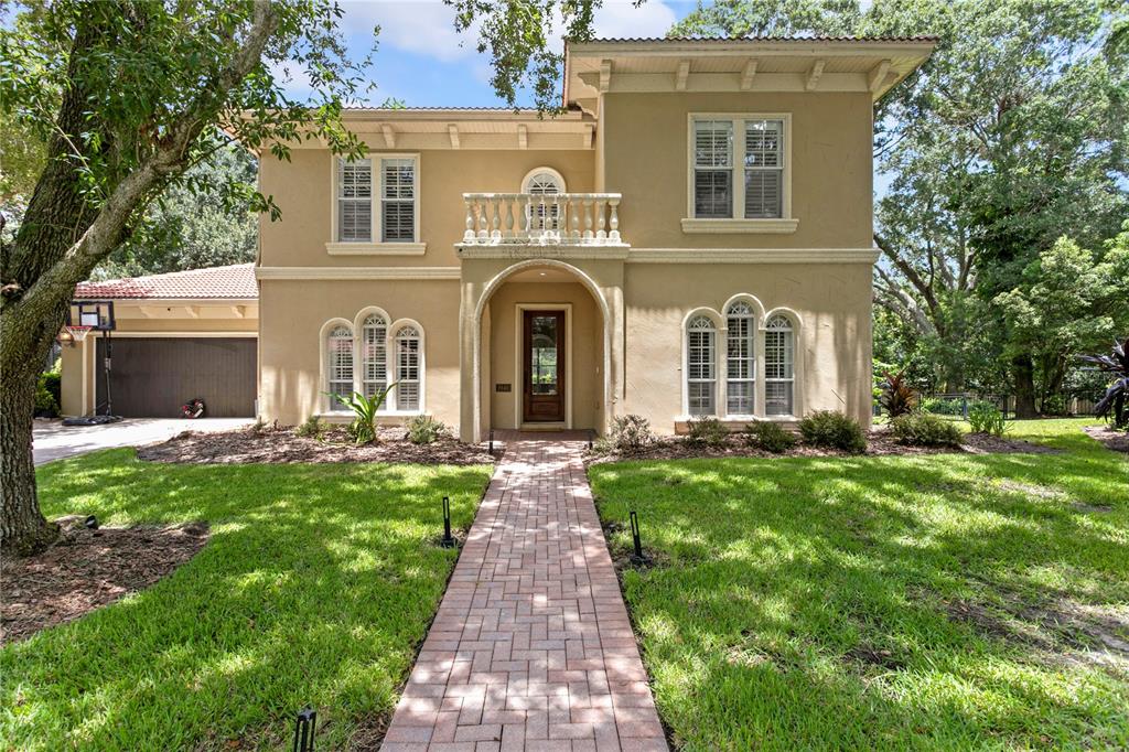 1940 FLORESTA VIEW DRIVE