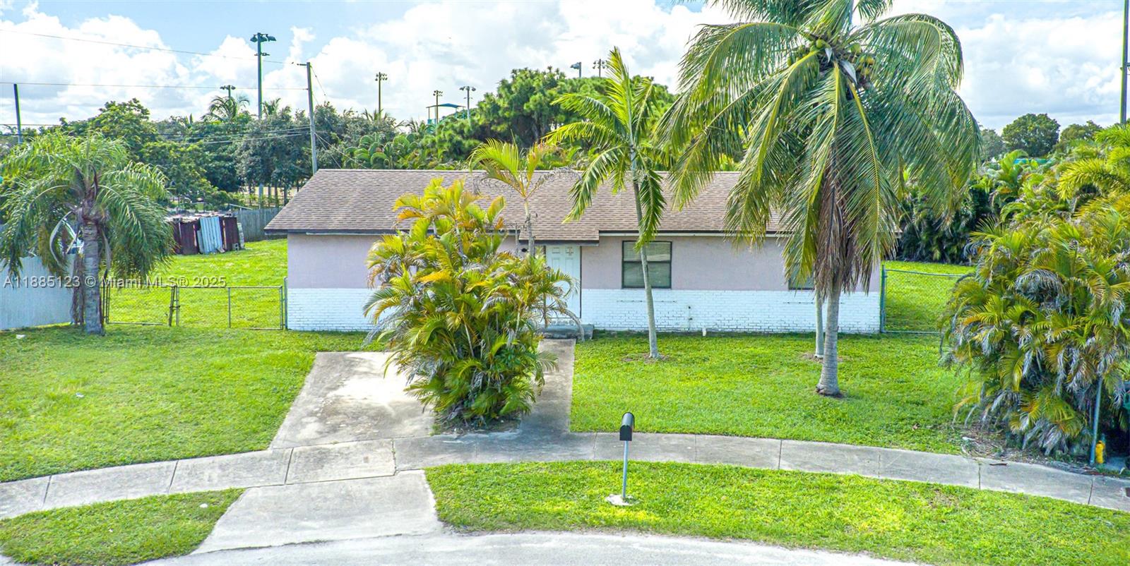 10274 SW 169th Ter, Miami FL 33157