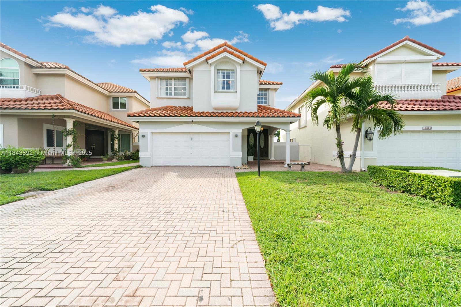 10323 NW 56th Ter, Doral FL 33178