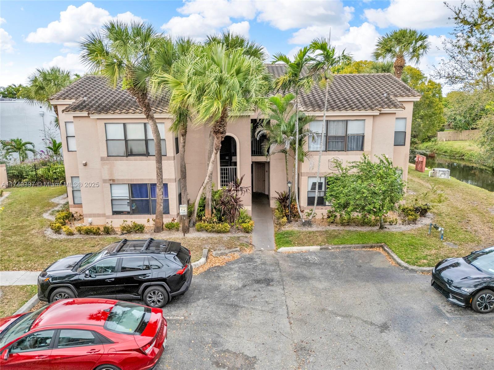 2736 S University Dr # 1103, Davie FL 33328