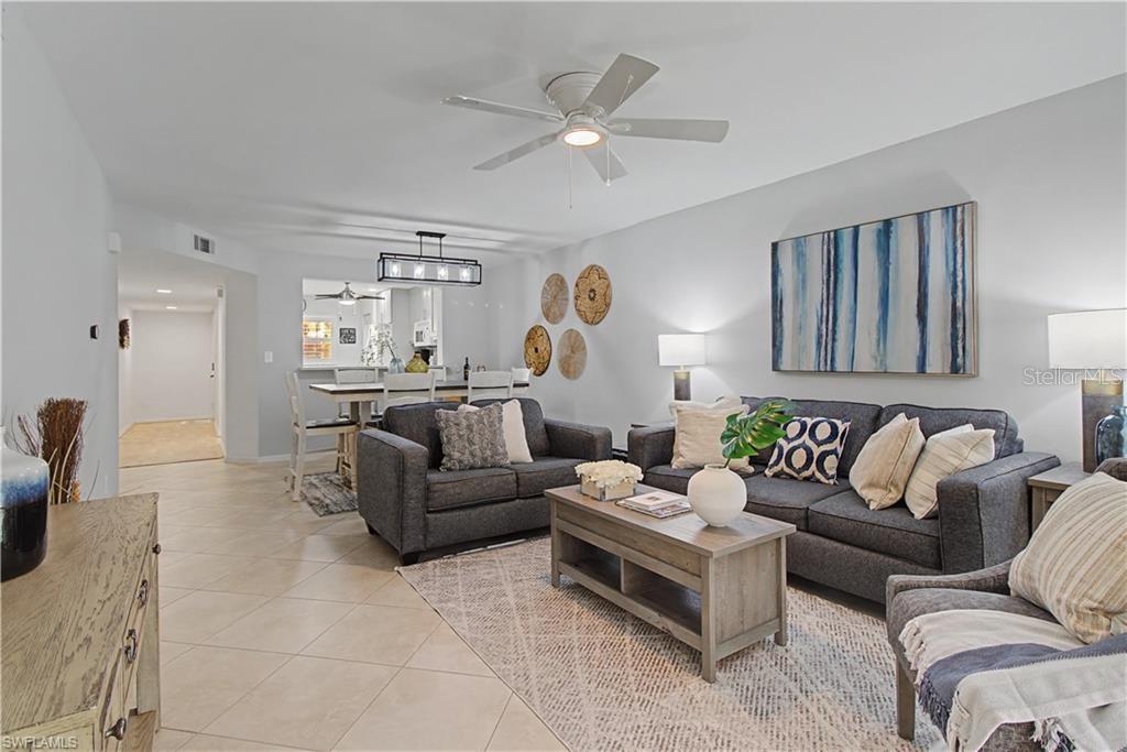 741 LANDOVER CIRCLE UNIT 102, NAPLES, FL — photo 4 of 27