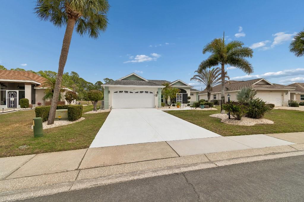 2035 E DEL WEBB BOULEVARD, SUN CITY CENTER, FL — photo 3 of 30