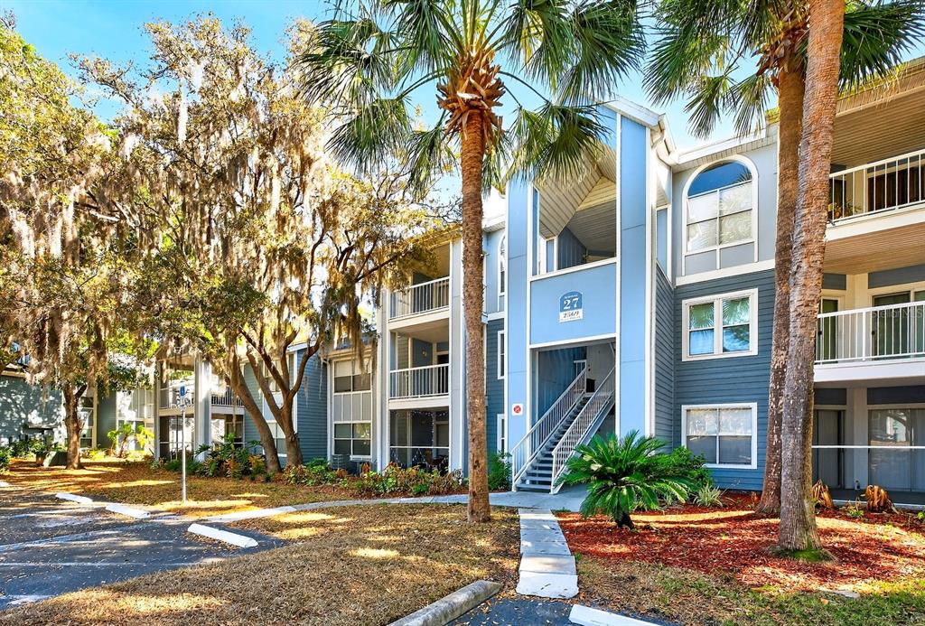 2569 GRASSY POINT DRIVE UNIT 207