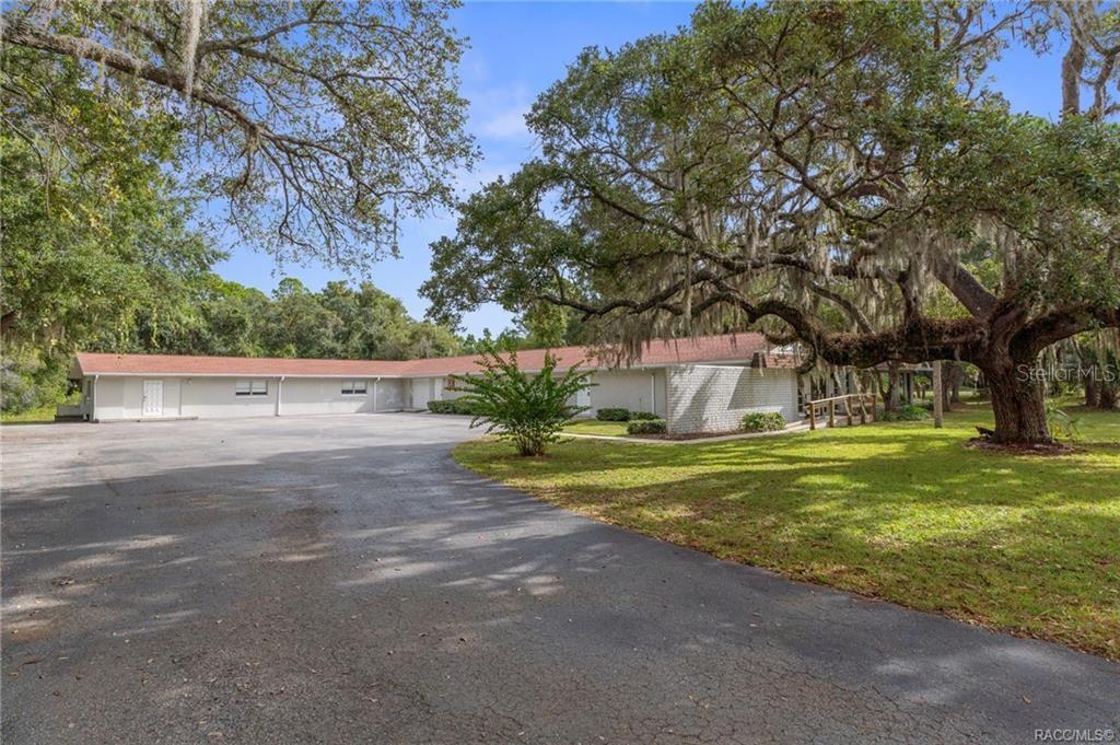 377 HIGHWAY 40 W, INGLIS, FL — photo 3 of 30