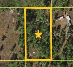 This is an aerial map view of a rectangular plot of land marked with a star — SUBURBAN ESTS SEC 35...4424 001J, ST CLOUD, FL